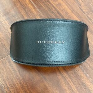 New Burberry sunglasses case